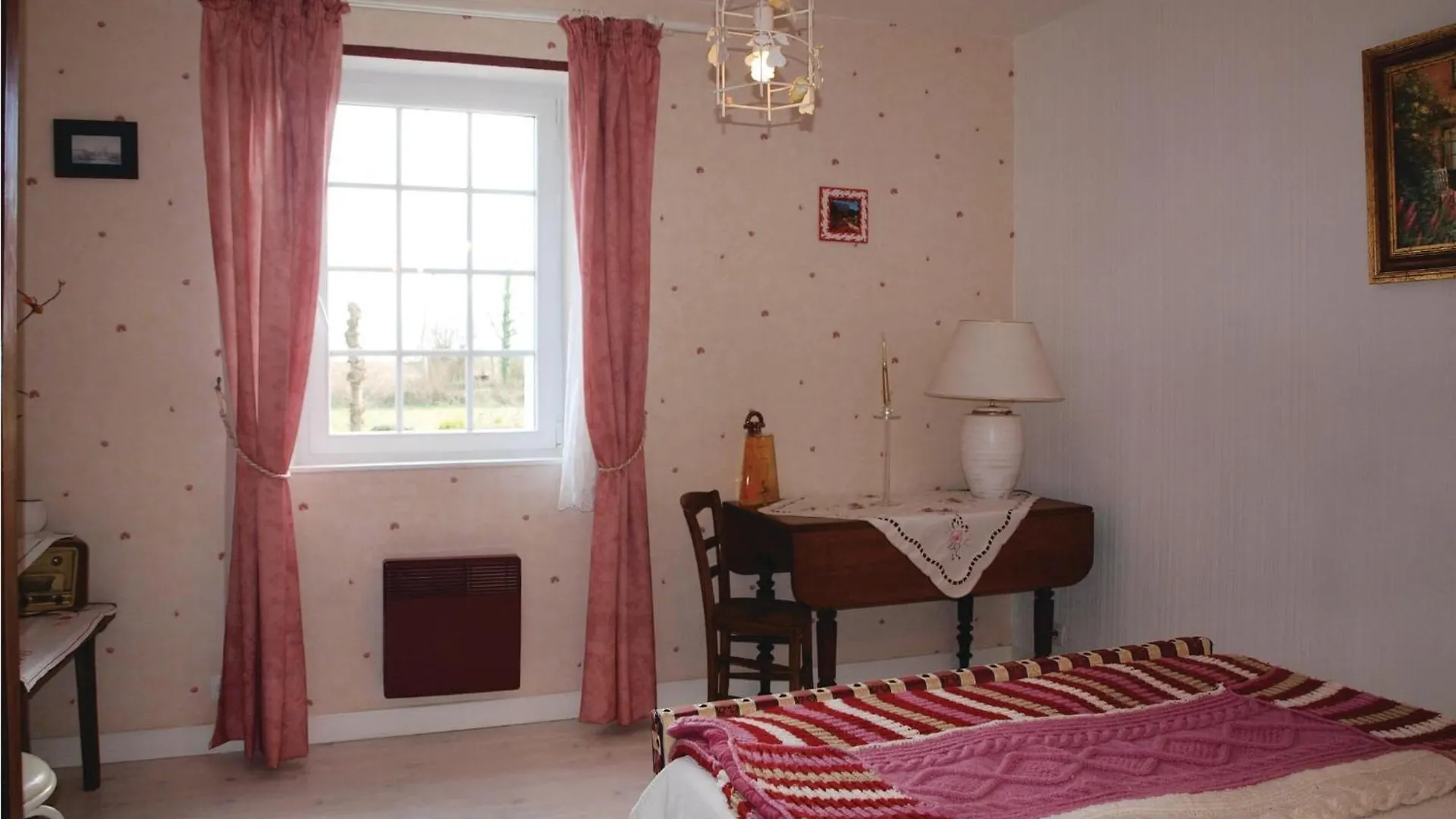 1 Bedroom Amazing Home In Plouha Holiday home